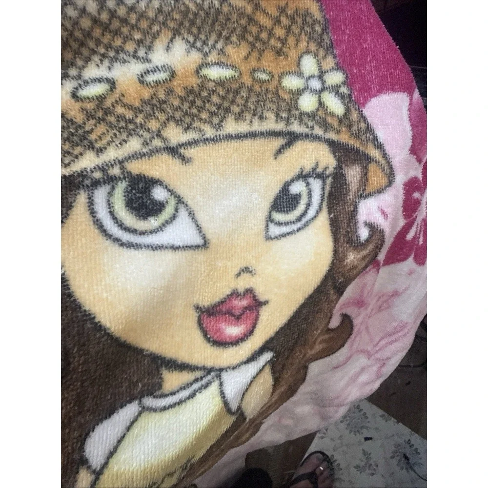 Vintage Lil Bratz Paradise Beach Towel Hot Pink Flower 4 Doll  MGA 2003 Y2K